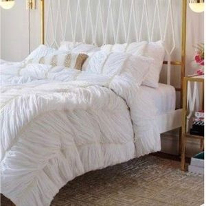 Anthropologie Queen Bedding Set